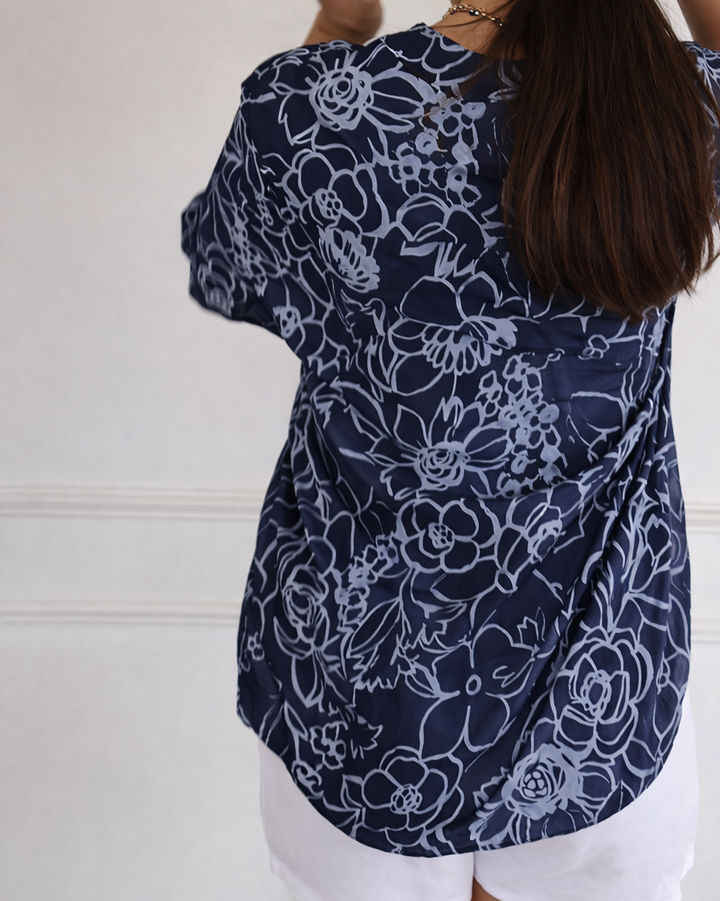Isla | Elegant Blouse with Pocket