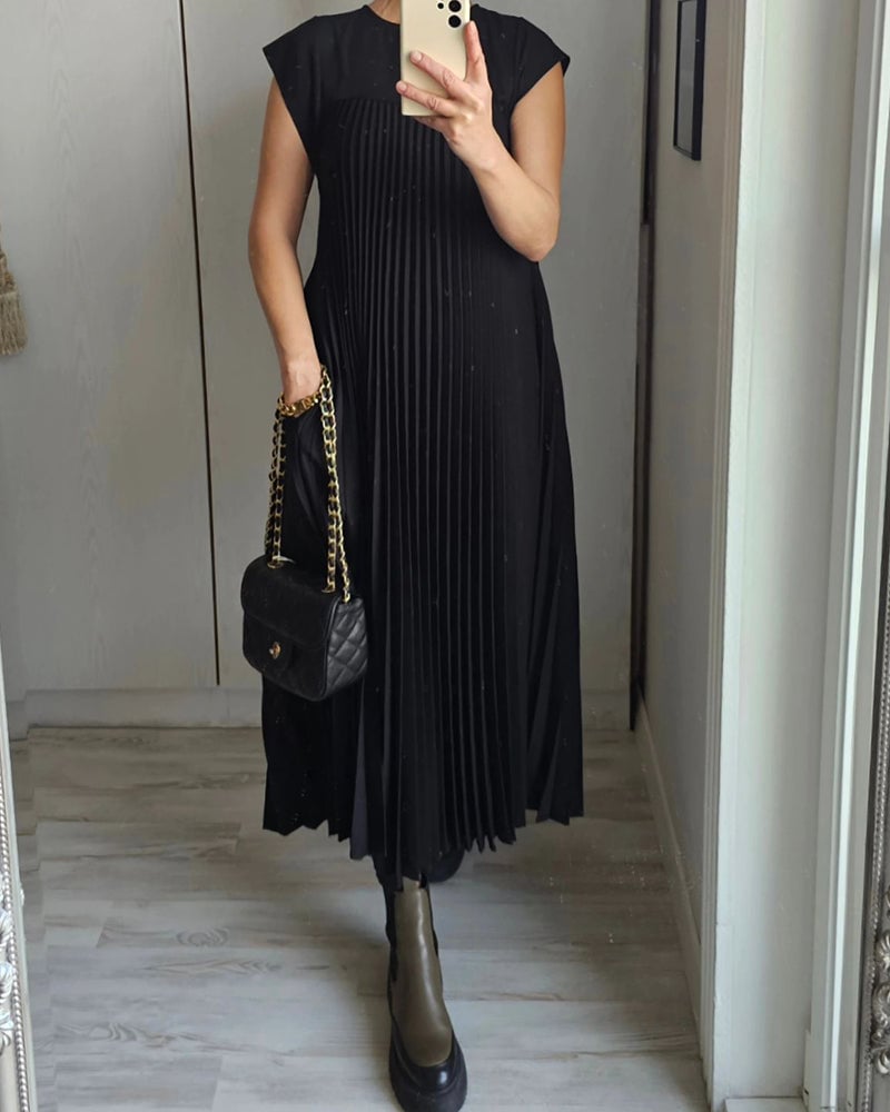 PHOEBE | Timeless and Comfortable Dress