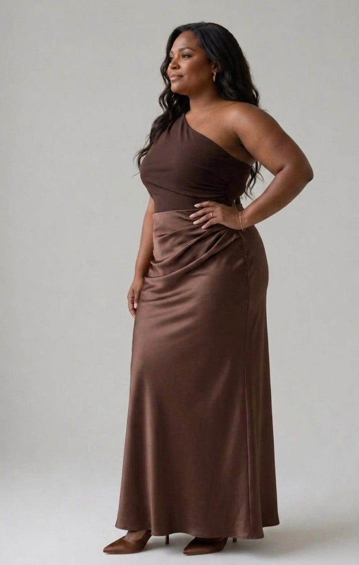 Bellthorne | Maxi Dress with a Guilt in Satin
