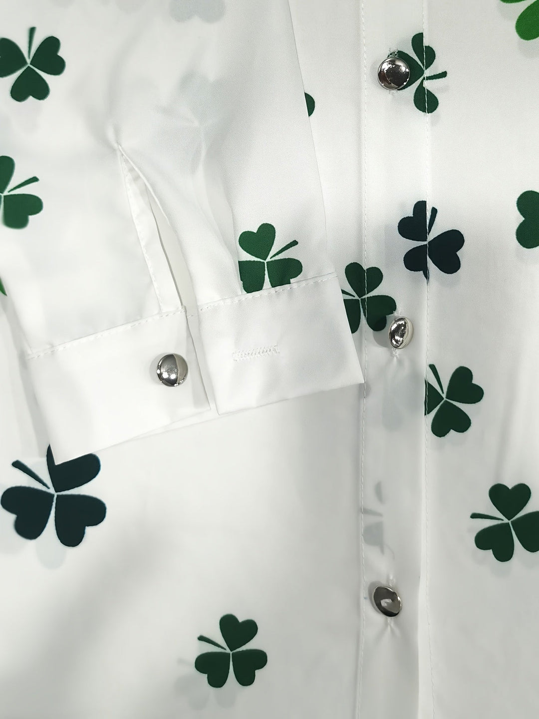 AMELIA | Clover Print Button Shirt