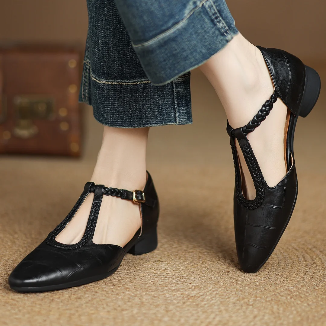 EMERY | Mary Janes