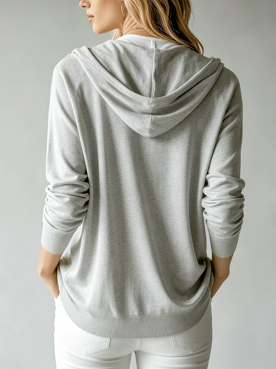 Ginevra | Light Gray Hooded Cardigan with Button Closure