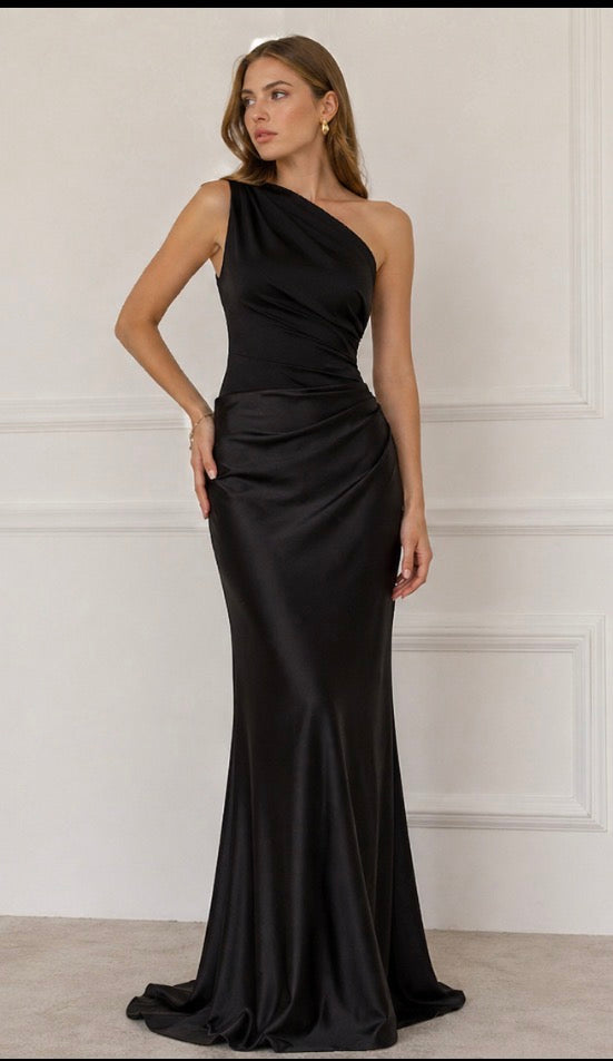 Bellthorne | Maxi Dress with a Guilt in Satin