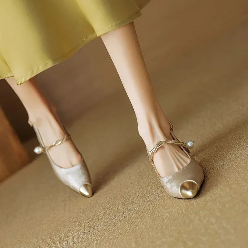 FAITH | Elegant Pumps