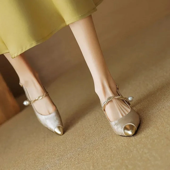FAITH | Elegant Pumps