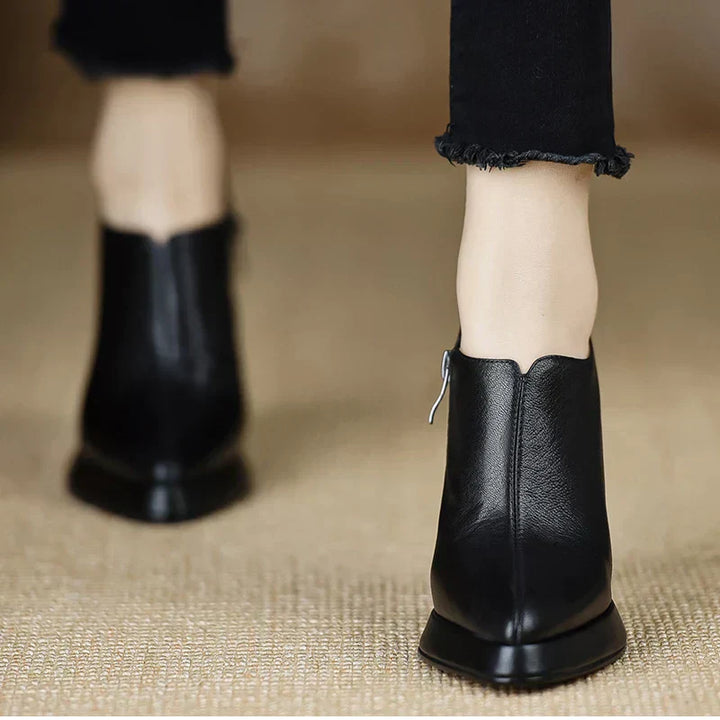 ADA | Stylish Pumps