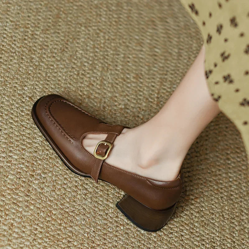 JENNIFER | T-Strap