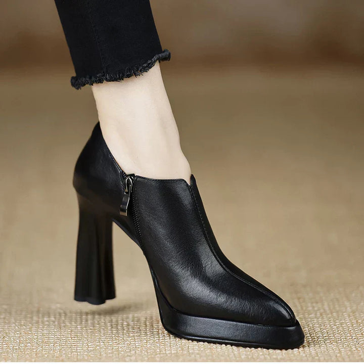 ADA | Stylish Pumps