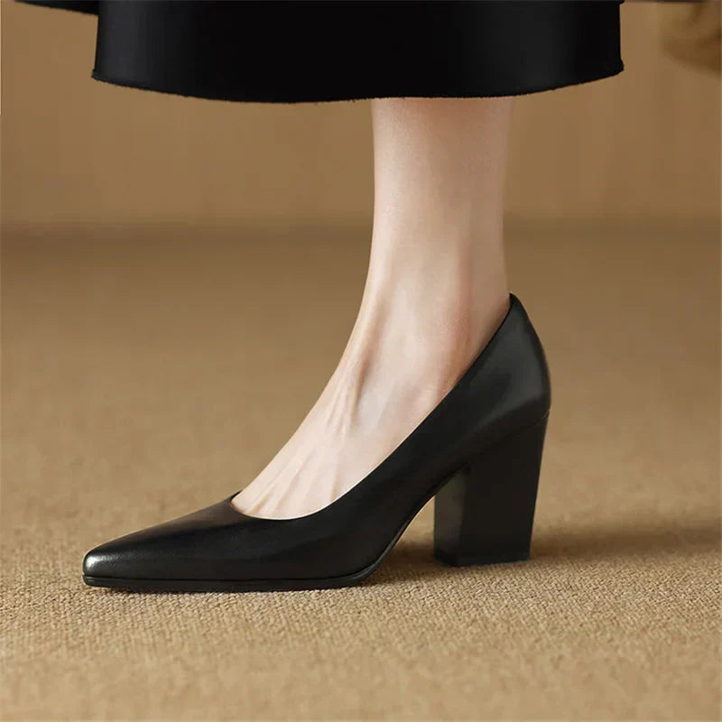 HANNAH | Elegant Pumps