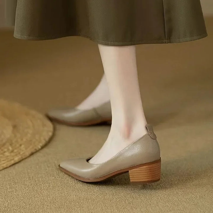 HELEN | Classic Pumps