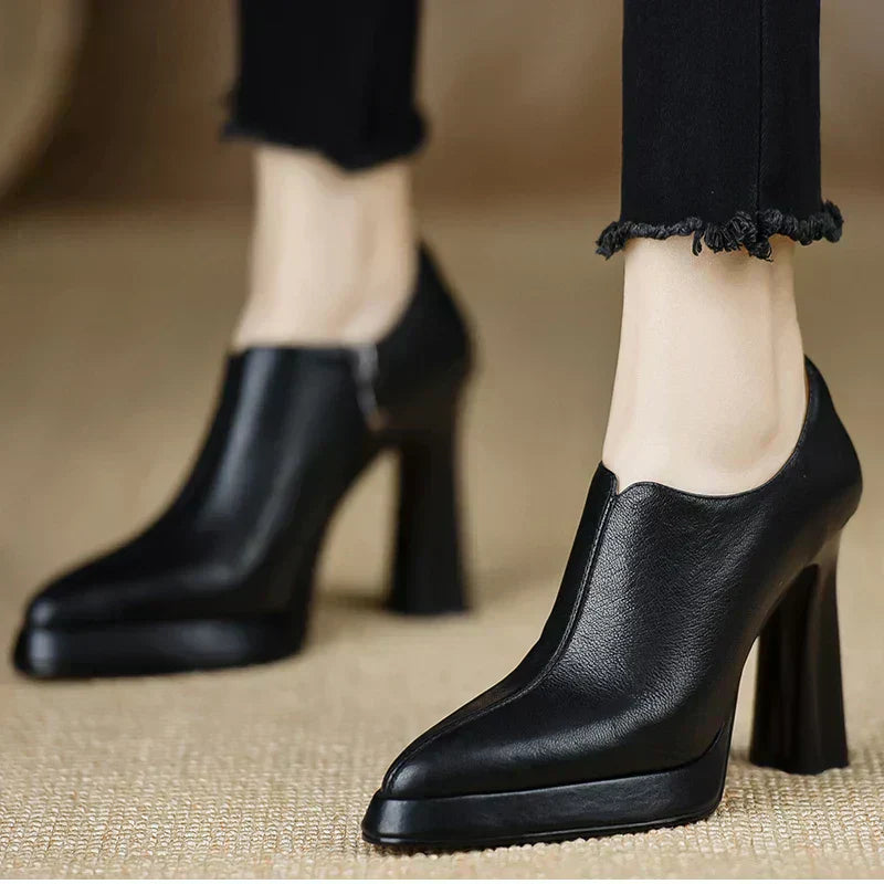 ADA | Stylish Pumps