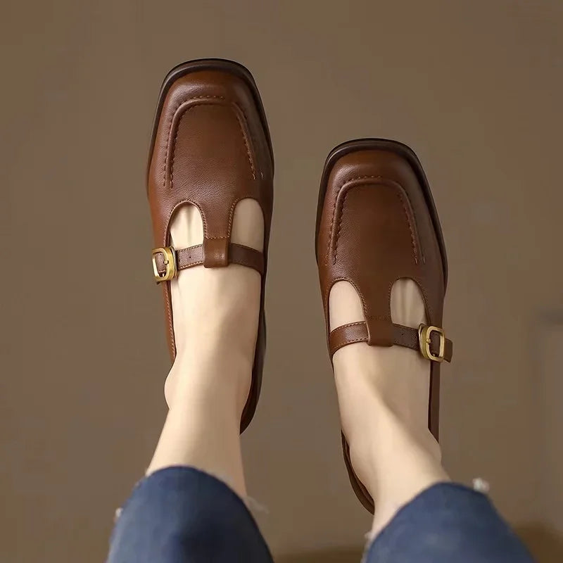 JENNIFER | T-Strap