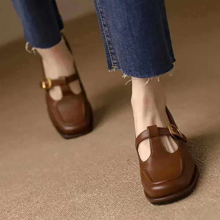 JENNIFER | T-Strap