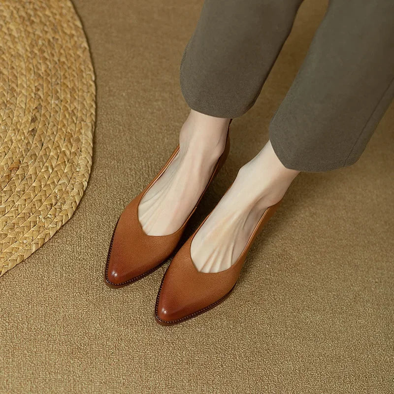 HELEN | Classic Pumps