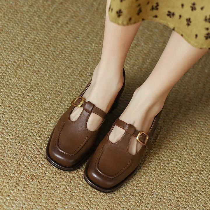 JENNIFER | T-Strap